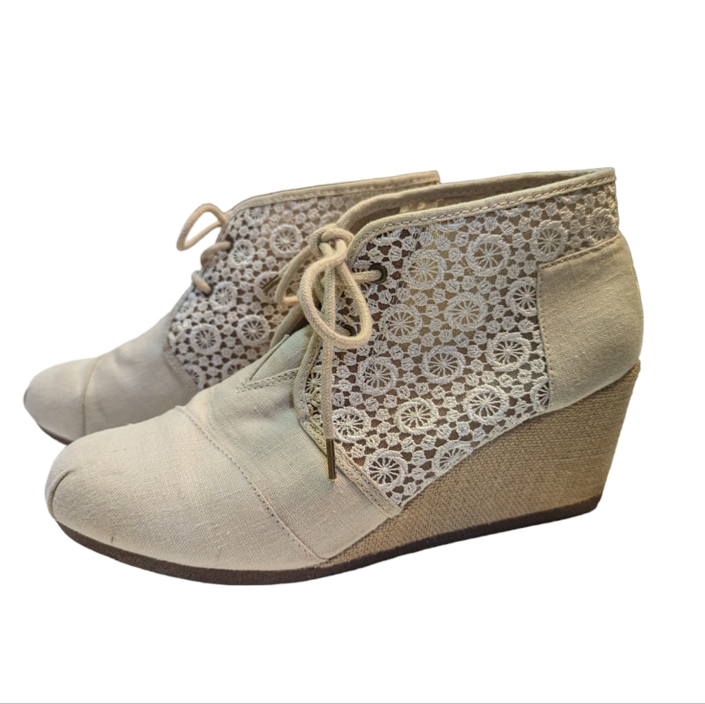 BOBS From Skechers High Note Rocket Wedges with Crocheted Insert Size 10